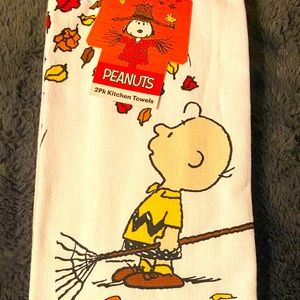 COPY - Peanuts Snoopy Fall Kitchen Towels
